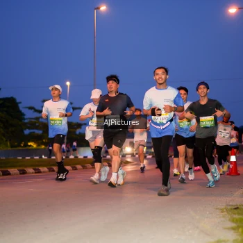 Runner Photo 3440569