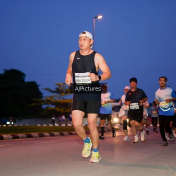 Runner Photo 3440571