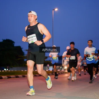 Runner Photo 3440574