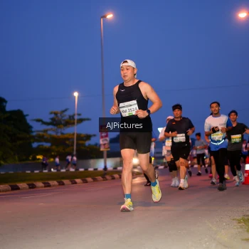 Runner Photo 3440575