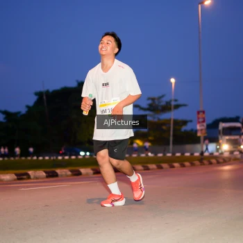 Runner Photo 3440576