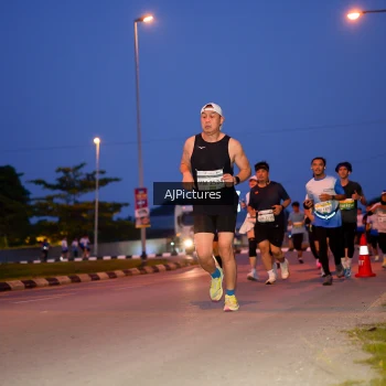 Runner Photo 3440579