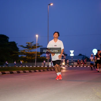 Runner Photo 3440581