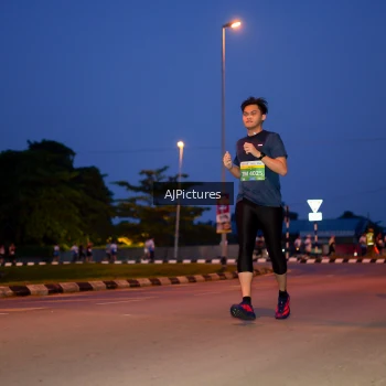 Runner Photo 3440593