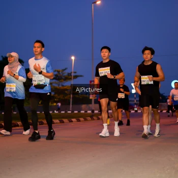 Runner Photo 3440618