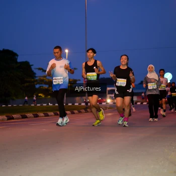 Runner Photo 3440629