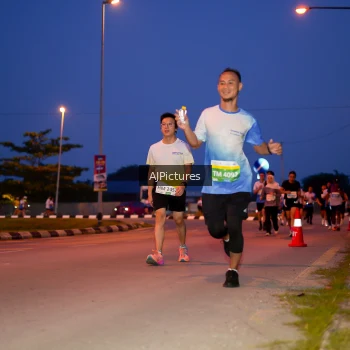 Runner Photo 3440635