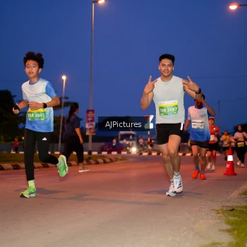 Runner Photo 3440655