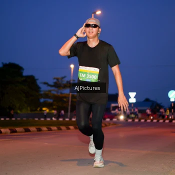 Runner Photo 3440658