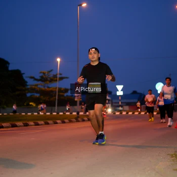 Runner Photo 3440666