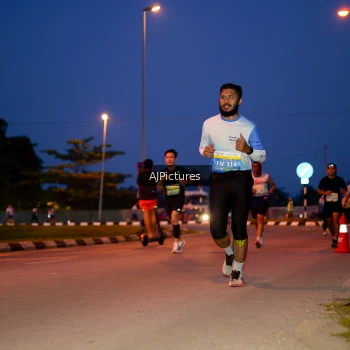 Runner Photo 3440669