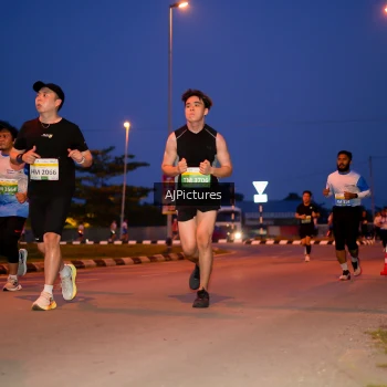 Runner Photo 3440675