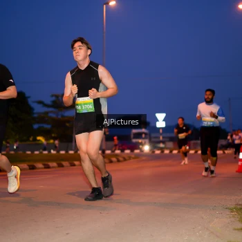 Runner Photo 3440676
