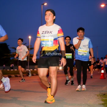 Runner Photo 3440689
