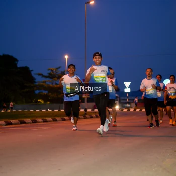 Runner Photo 3440698