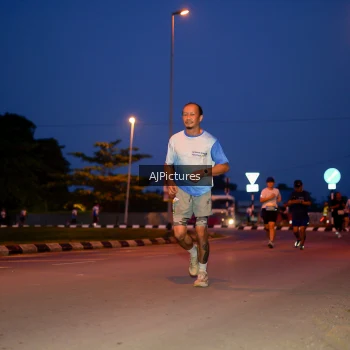 Runner Photo 3440705