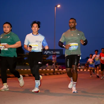 Runner Photo 3440711