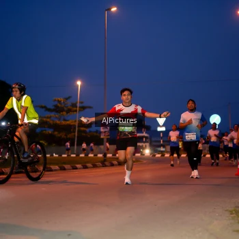 Runner Photo 3440748