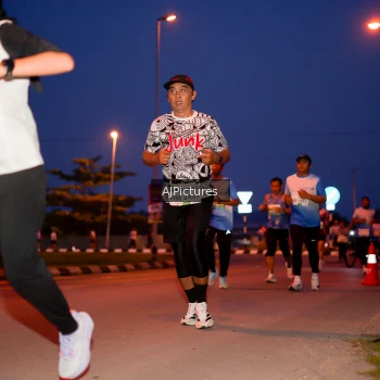 Runner Photo 3440750