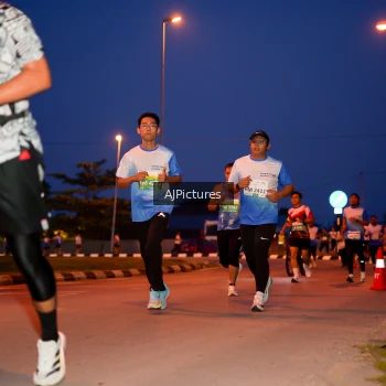Runner Photo 3440753