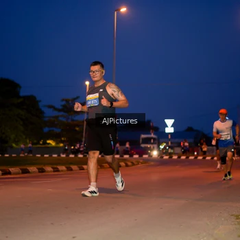 Runner Photo 3440763