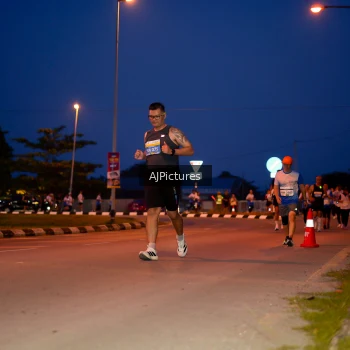 Runner Photo 3440764