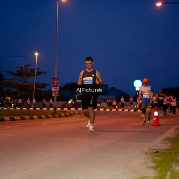 Runner Photo 3440766
