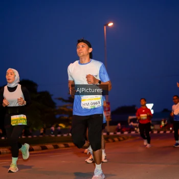 Runner Photo 3440771
