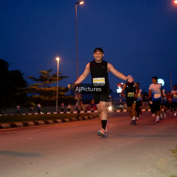 Runner Photo 3440781