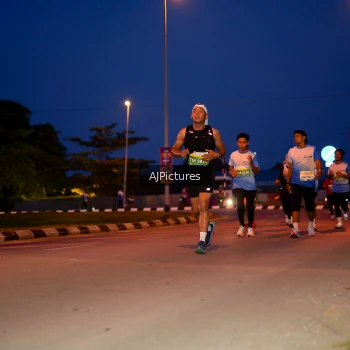 Runner Photo 3440785