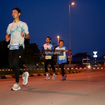 Runner Photo 3440789