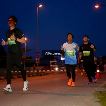 Runner Photo 3440807