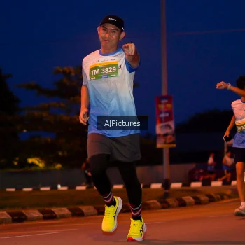 Runner Photo 3440834