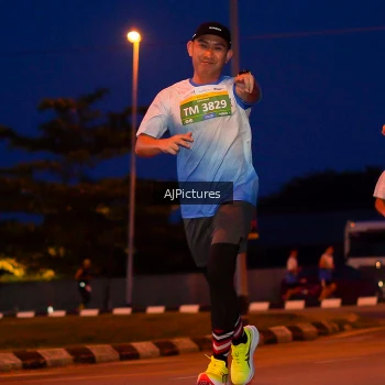 Runner Photo 3440836