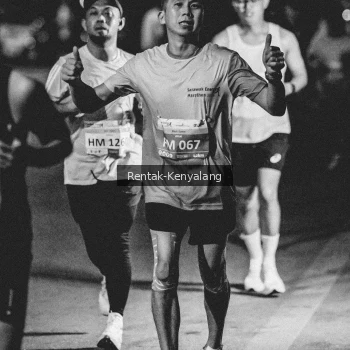Runner Photo 3441757