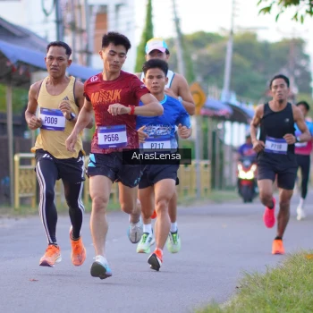 Runner Photo 3453302