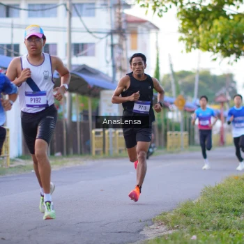 Runner Photo 3453310