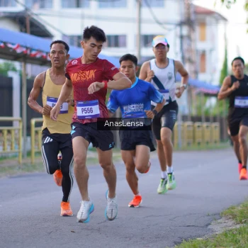 Runner Photo 3453312