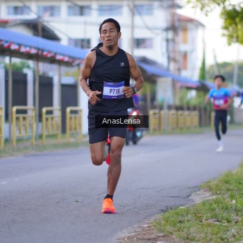 Runner Photo 3453315