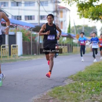 Runner Photo 3453318