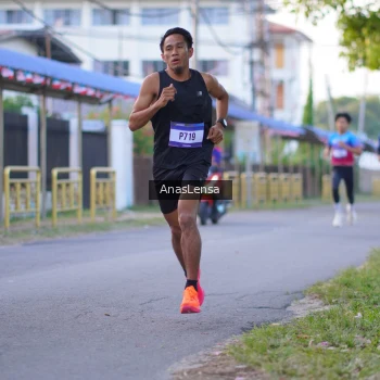 Runner Photo 3453320