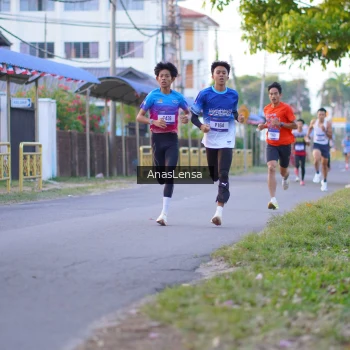 Runner Photo 3453331