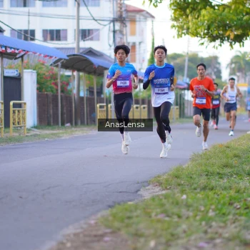 Runner Photo 3453332