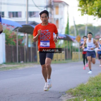 Runner Photo 3453355