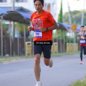 Runner Photo 3453356