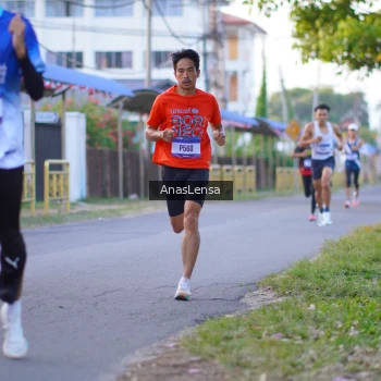 Runner Photo 3453357