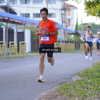 Runner Photo 3453363