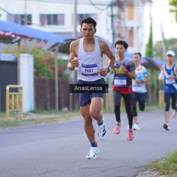 Runner Photo 3453380