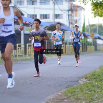 Runner Photo 3453392