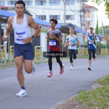 Runner Photo 3453396